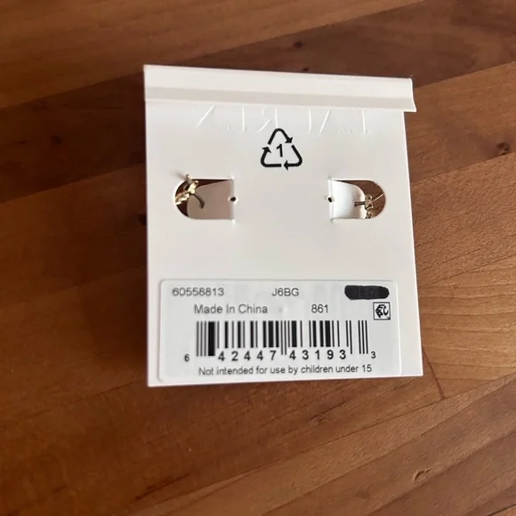 GIFT IDEA🎁Lauren Ralph Lauren small gold toned rope hoop earrings - NEW!! - Picture 5 of 5